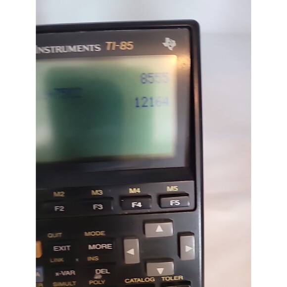 Texas Instruments 85 Graphing Calculator Works - Picture 5 of 13